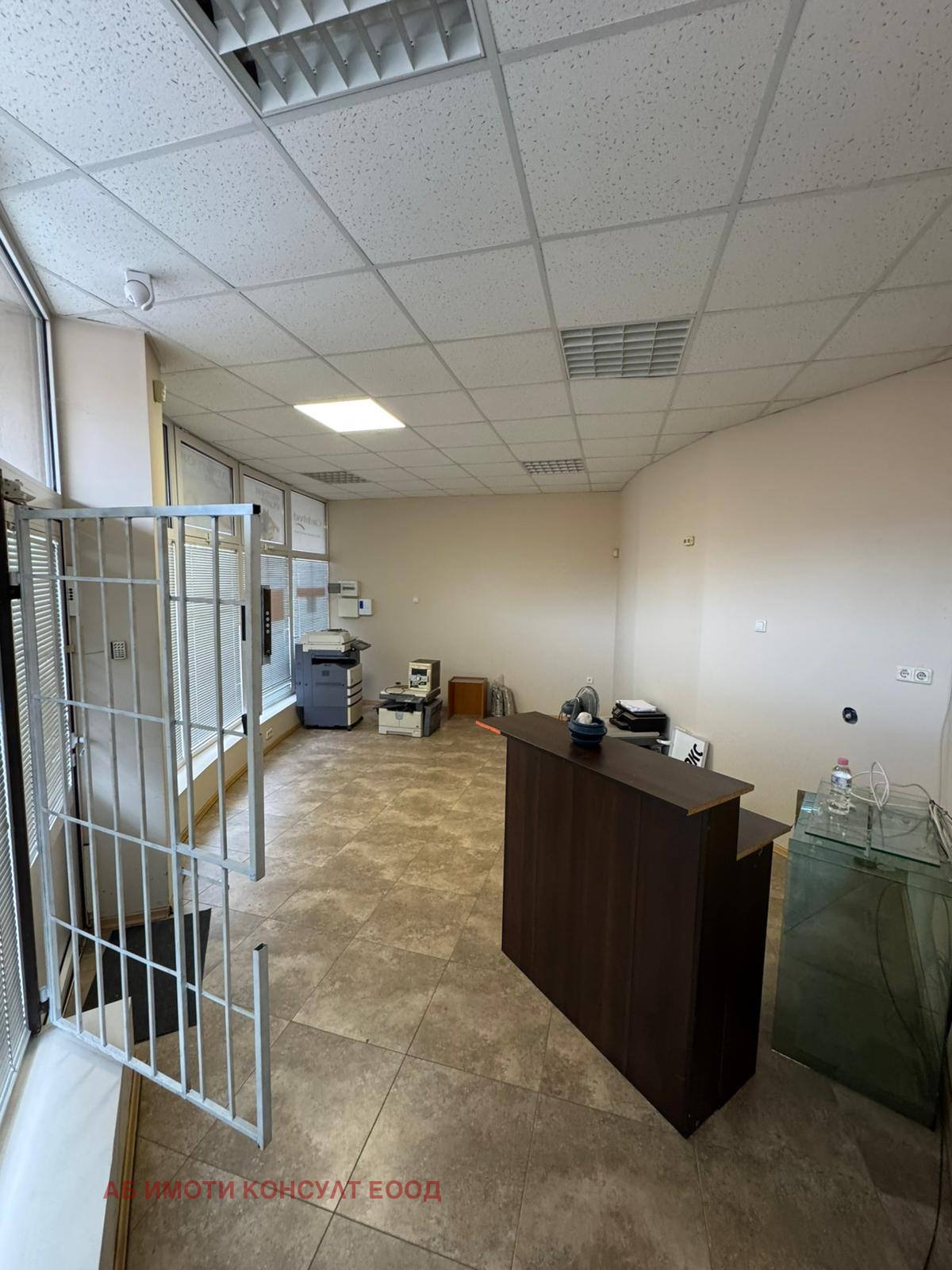 Дава под наем МАГАЗИН, гр. София, Надежда 2, снимка 2 - Магазини - 53614234