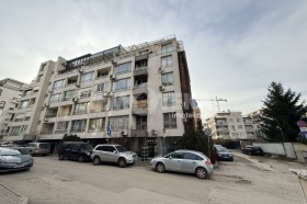 ���� ��� ���� 2-����� | Imot.bg � ����� ������ 13