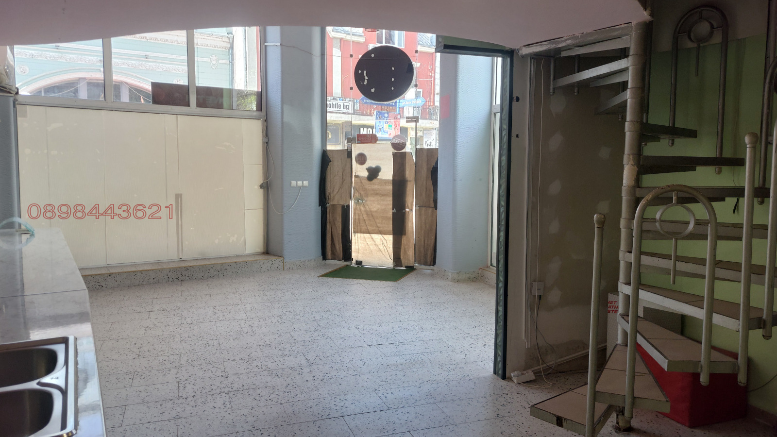 Дава под наем МАГАЗИН, гр. Русе, Център, снимка 4 - Магазини - 54134816