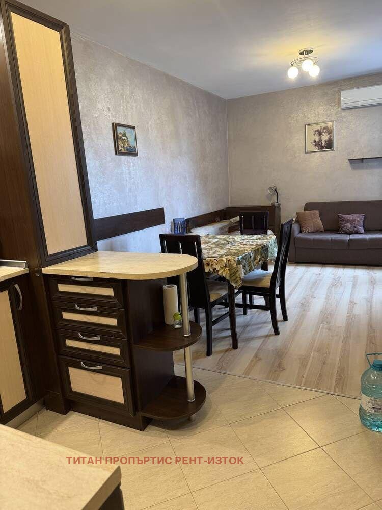 Дава под наем 2-СТАЕН, гр. Бургас, Славейков, снимка 3 - Апартаменти - 53071089