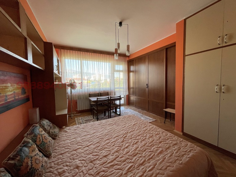 Дава под наем 3-СТАЕН, гр. София, Гео Милев, снимка 12 - Апартаменти - 53505782