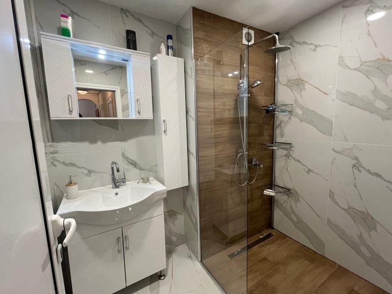 Дава под наем 3-СТАЕН, гр. София, Хладилника, снимка 8 - Апартаменти - 53590942