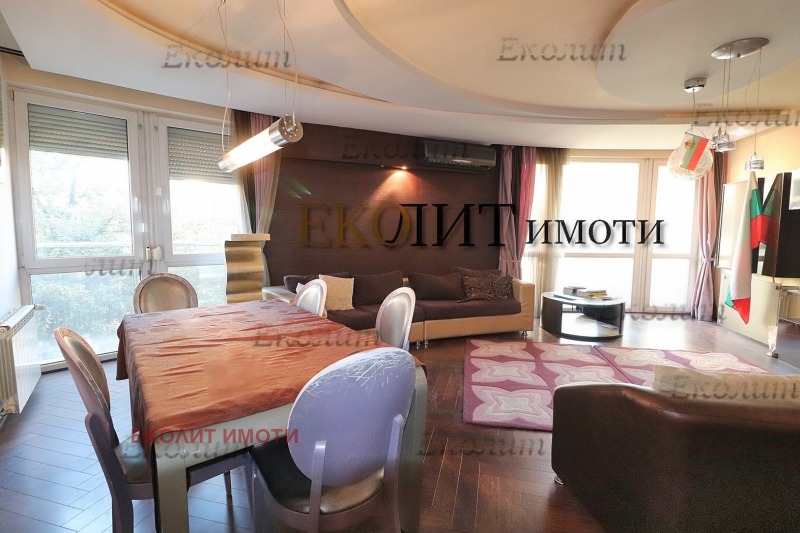 Дава под нем  4-стаен, град София, Борово •  900 € • ID 27813802 — holmes.bg - [1] 