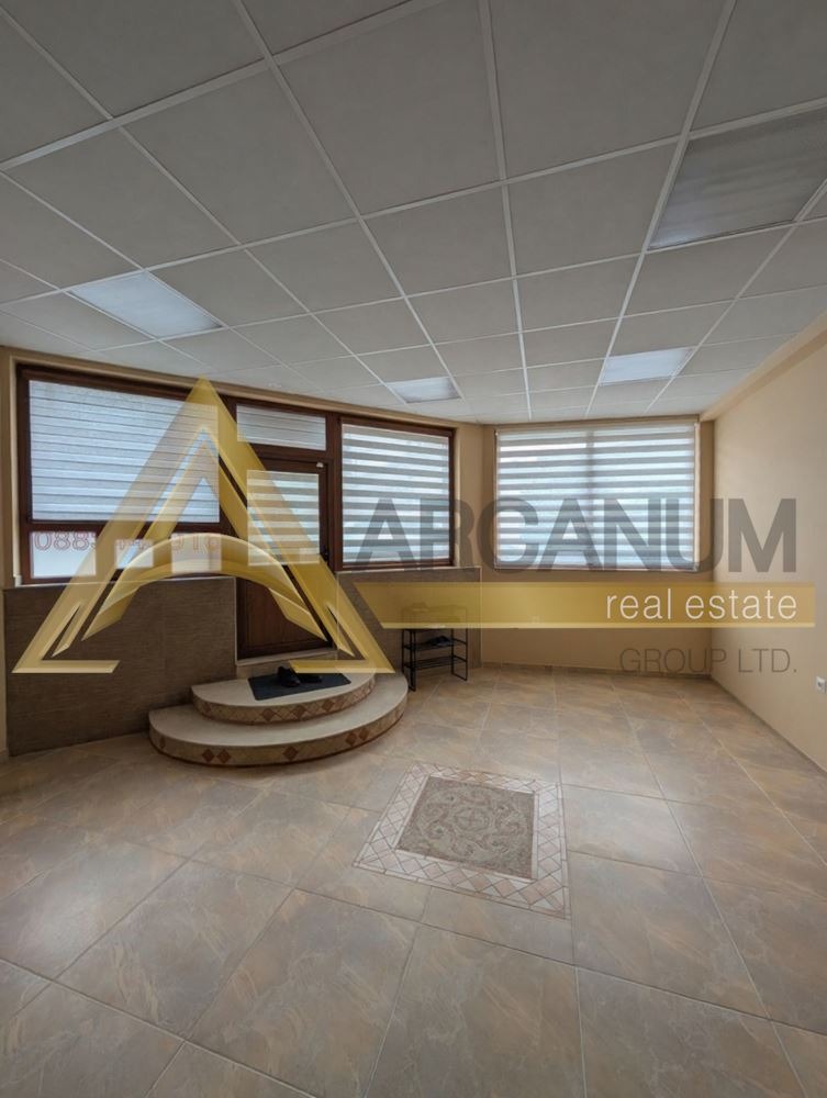 Дава под наем МАГАЗИН, гр. Варна, Христо Ботев, снимка 6 - Магазини - 52382318