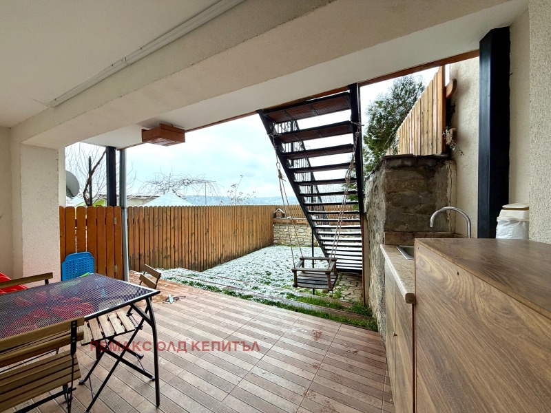 Дава под наем КЪЩА, гр. Велико Търново, Стара част, снимка 8 - Къщи - 53151333