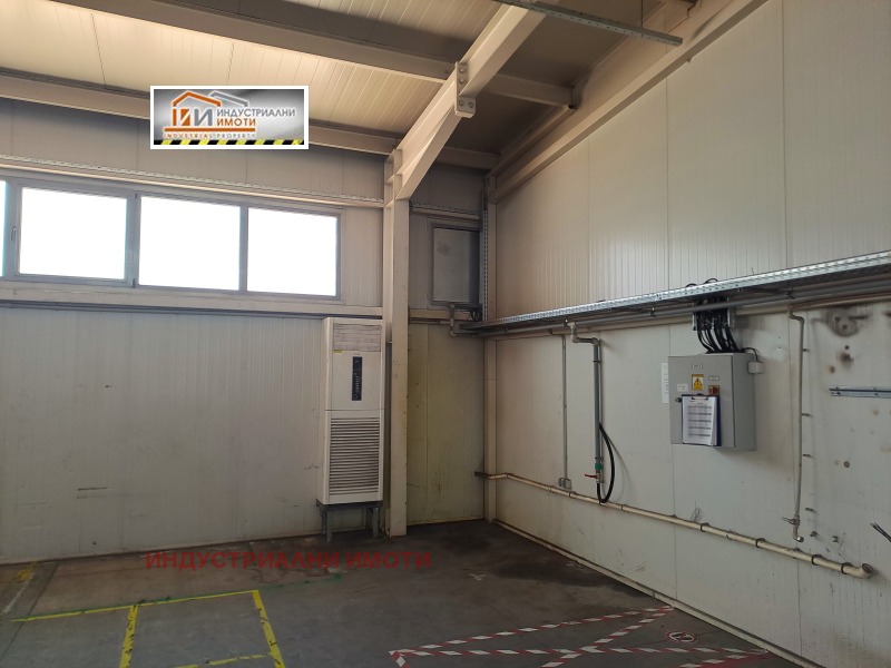 Para alugar  Armazenar Plovdiv , Industrialna zona - Iug , 1336 m² | 59292393 - imagem [8]