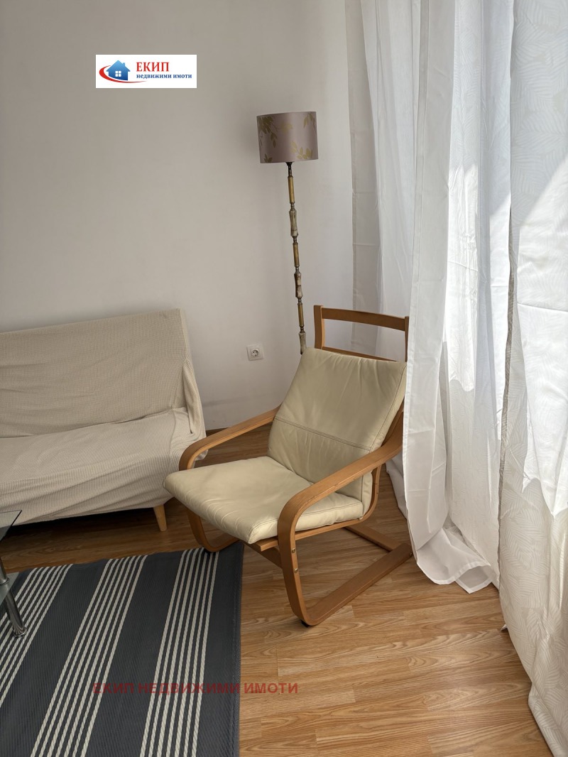 Дава под наем 2-СТАЕН, гр. София, Център, снимка 2 - Апартаменти - 52751663