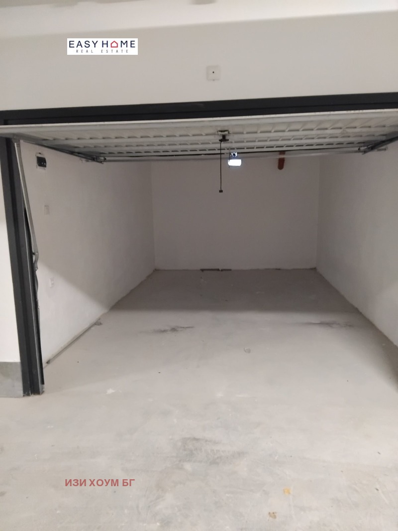 Под наем ГАРАЖ, ПАРКОМЯСТО, град София, Връбница 1 • 200 лв. / 102.26 € • 92613475 1