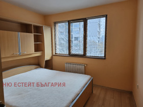 1 Schlafzimmer Borowo, Sofia 8