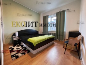 3+ camere da letto Tsentar, Sofia 6