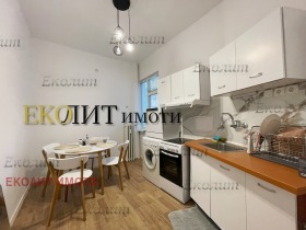 3+ slaapkamer Tsentar, Sofia 2