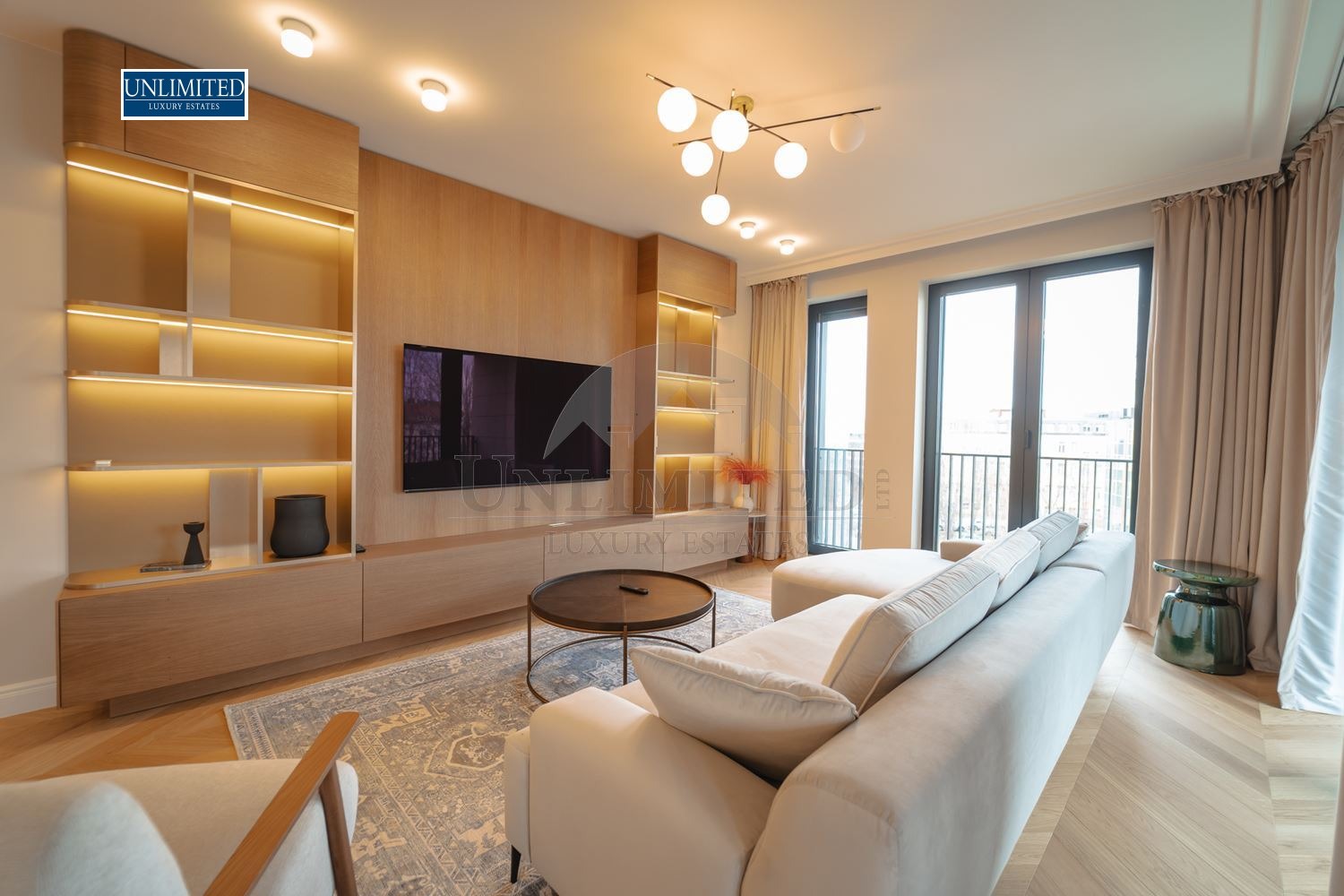 Дава под наем 4-СТАЕН, гр. София, Лозенец, снимка 2 - Апартаменти - 53762793