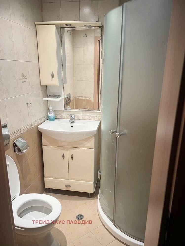 Zu vermieten  2 Schlafzimmer Plowdiw , Zentar , 90 qm | 60911009 - Bild [9]