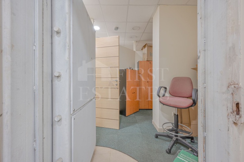 A louer  Bureau Sofia , Tsentar , 496 m² | 23943800 - image [11]