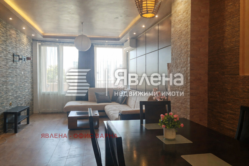 Дава под наем 2-СТАЕН, гр. Варна, Левски 1