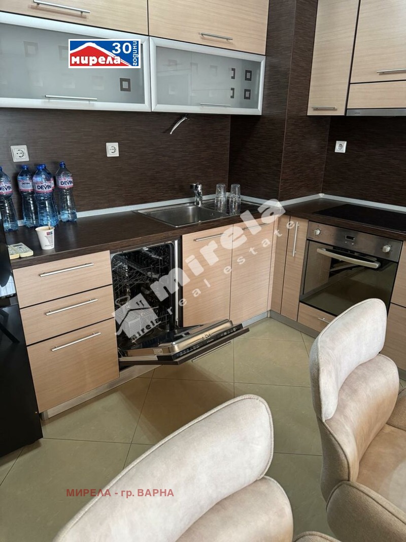 Дава под наем 3-СТАЕН, гр. Варна, Център, снимка 2 - Апартаменти - 52814178