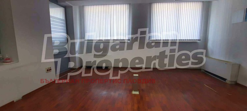 A louer  Bureau Plovdiv , Tsentar , 79 m² | 15180215 - image [12]