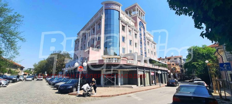 A louer  Bureau Plovdiv , Tsentar , 79 m² | 15180215 - image [4]