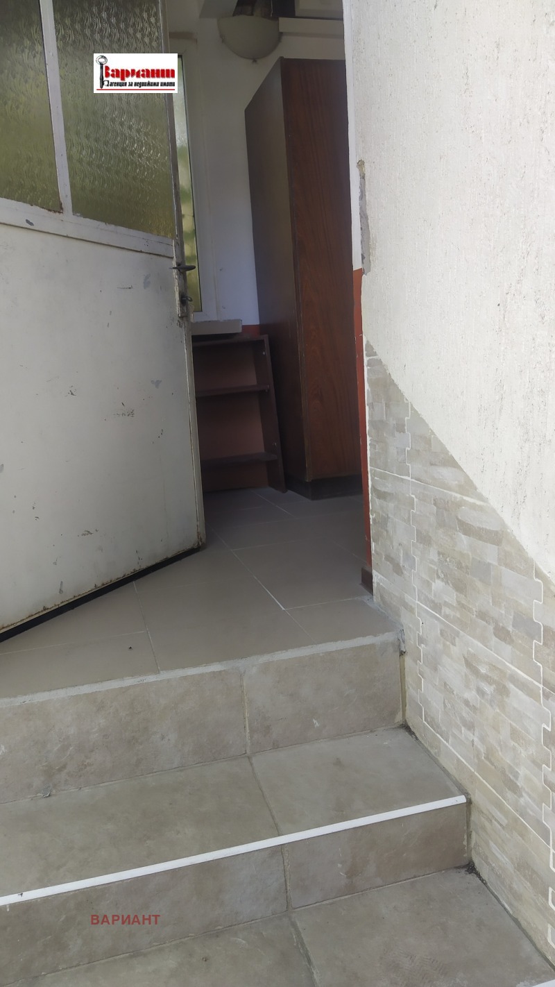 Дава под наем КЪЩА, гр. Панагюрище, област Пазарджик, снимка 10 - Къщи - 52740187