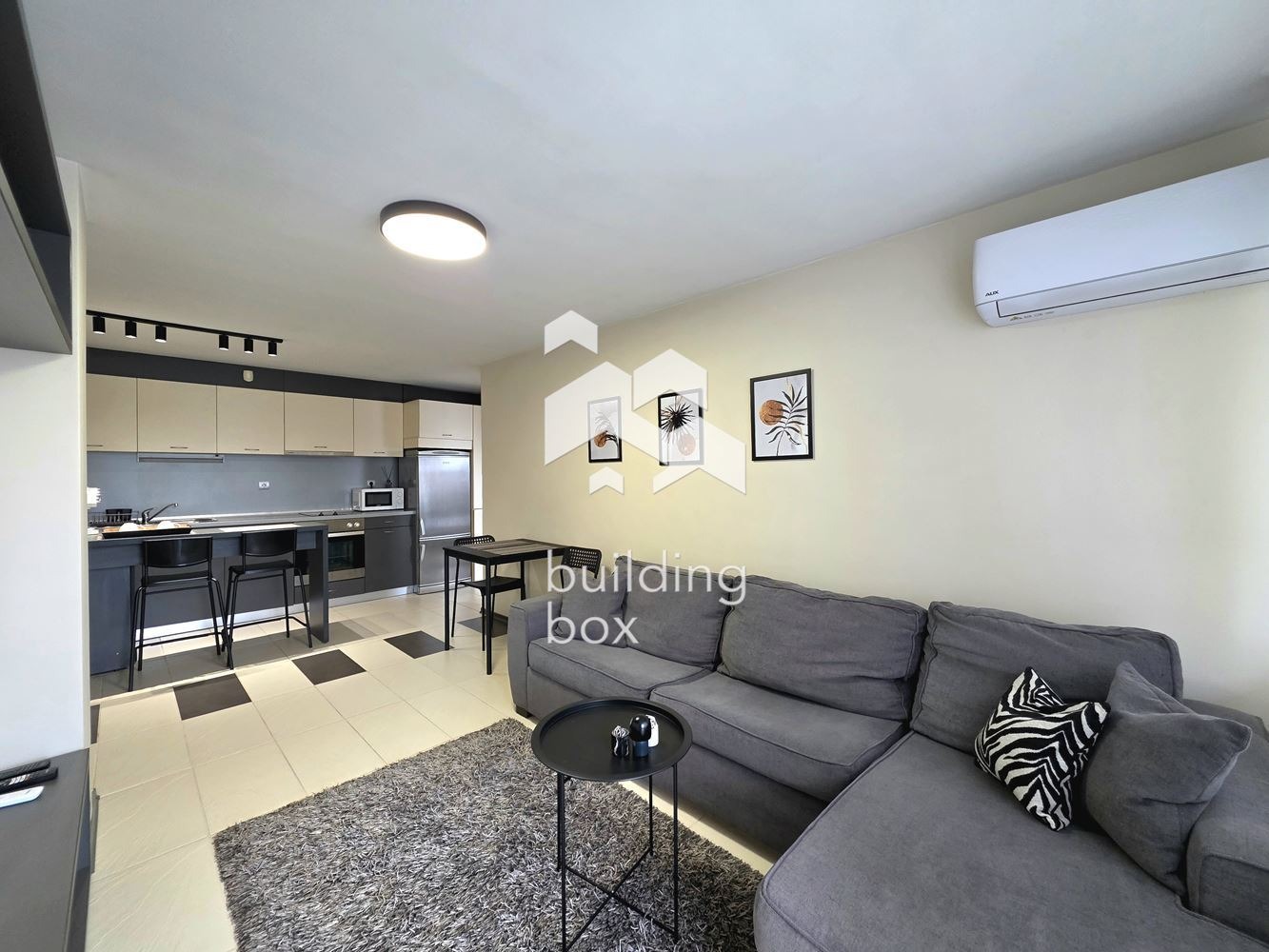 Дава под наем 3-СТАЕН, гр. София, Център