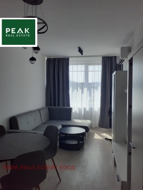 1 quarto Serdika, Sofia