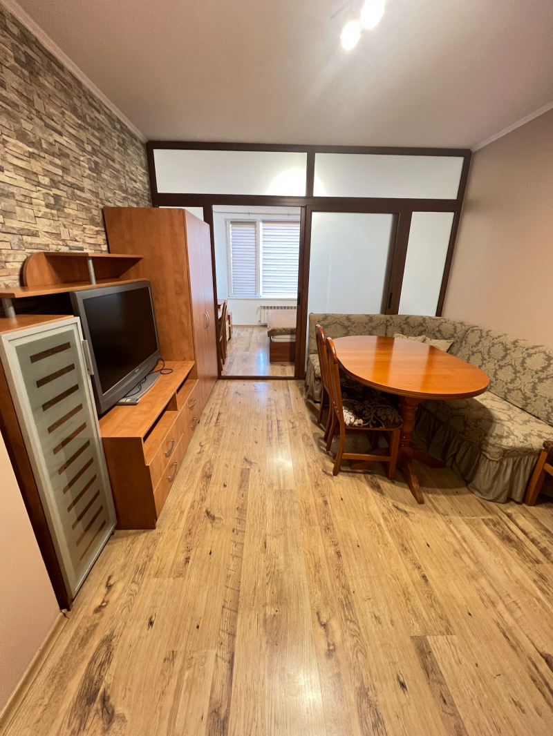 Под наем 2-СТАЕН, град София, Младост 1 • 600 € / 1173.50 лв. • 16826789 1