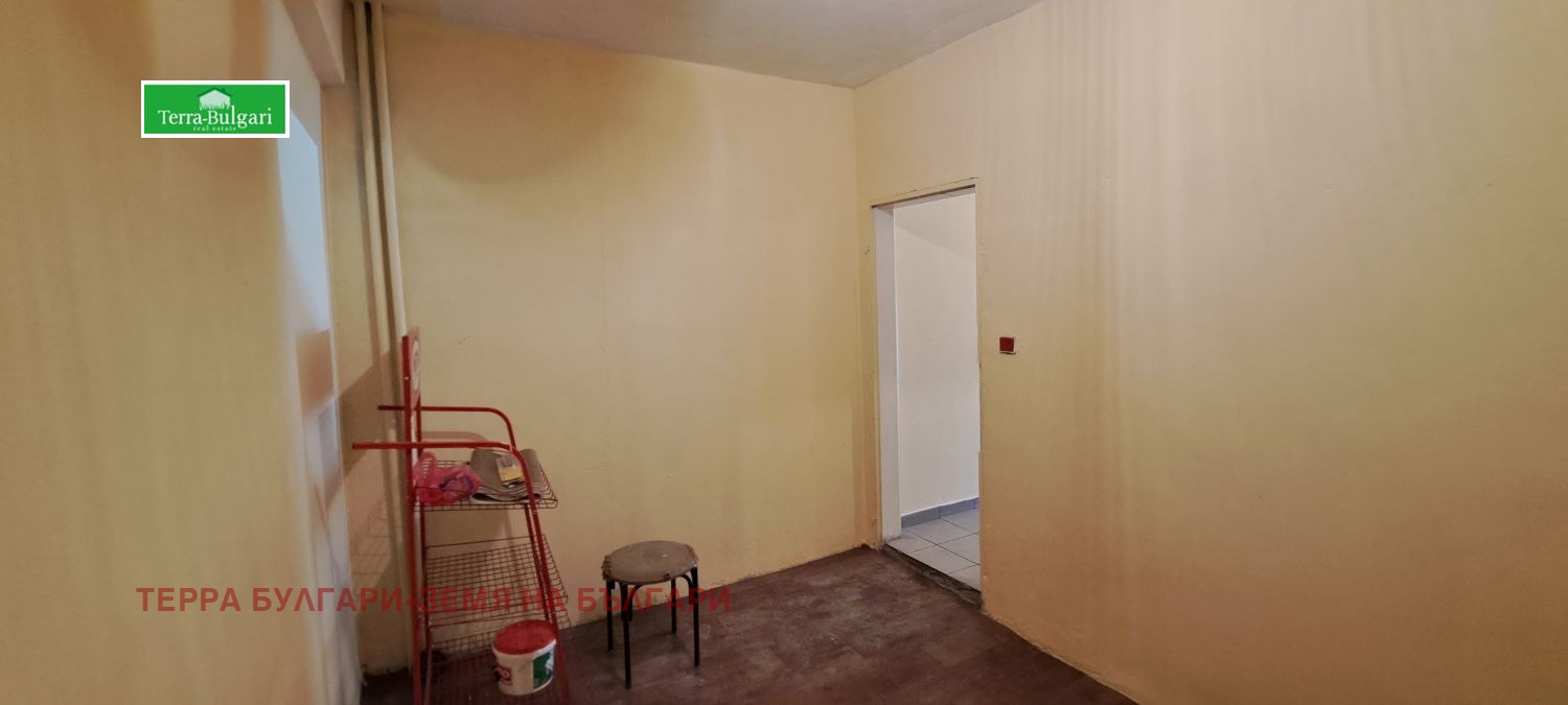 Дава под наем ОФИС, гр. Перник, Център, снимка 12 - Офиси - 53853146