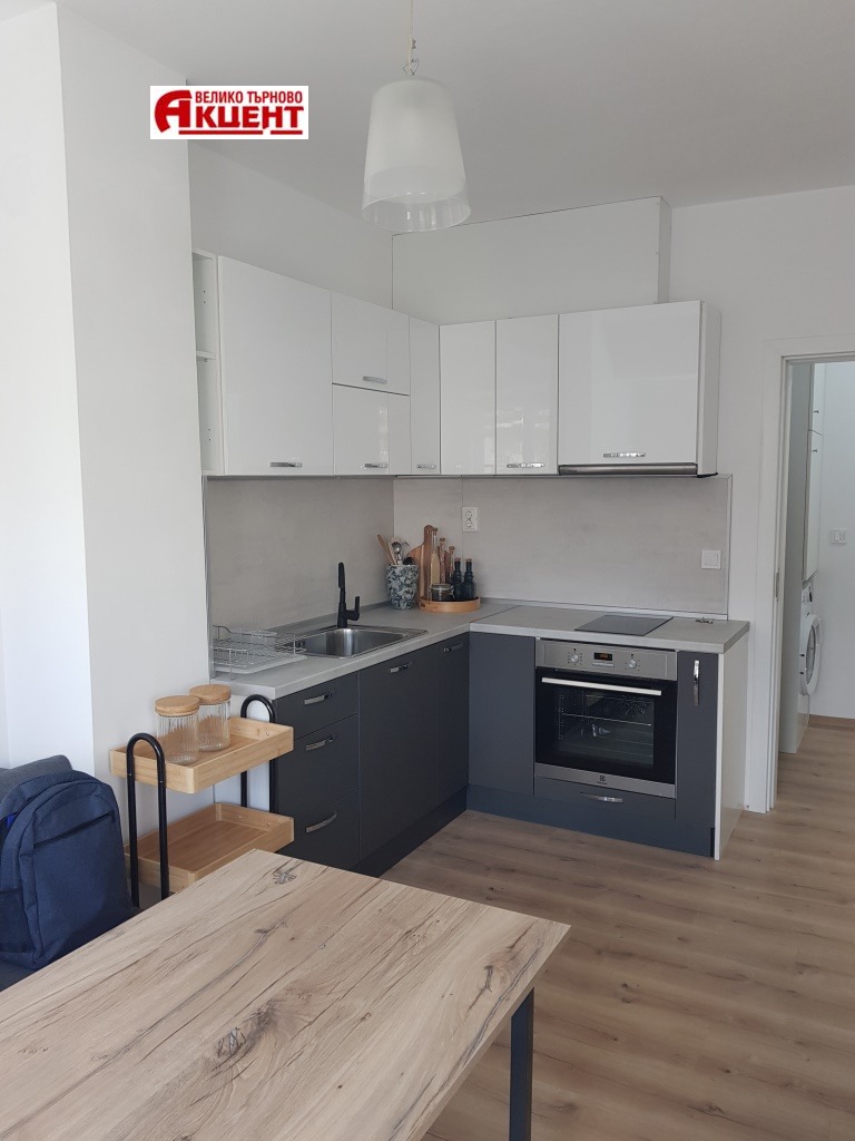 De inchiriat  1 dormitor Velico Târnovo , Țentâr , 50 mp | 31223803 - imagine [2]