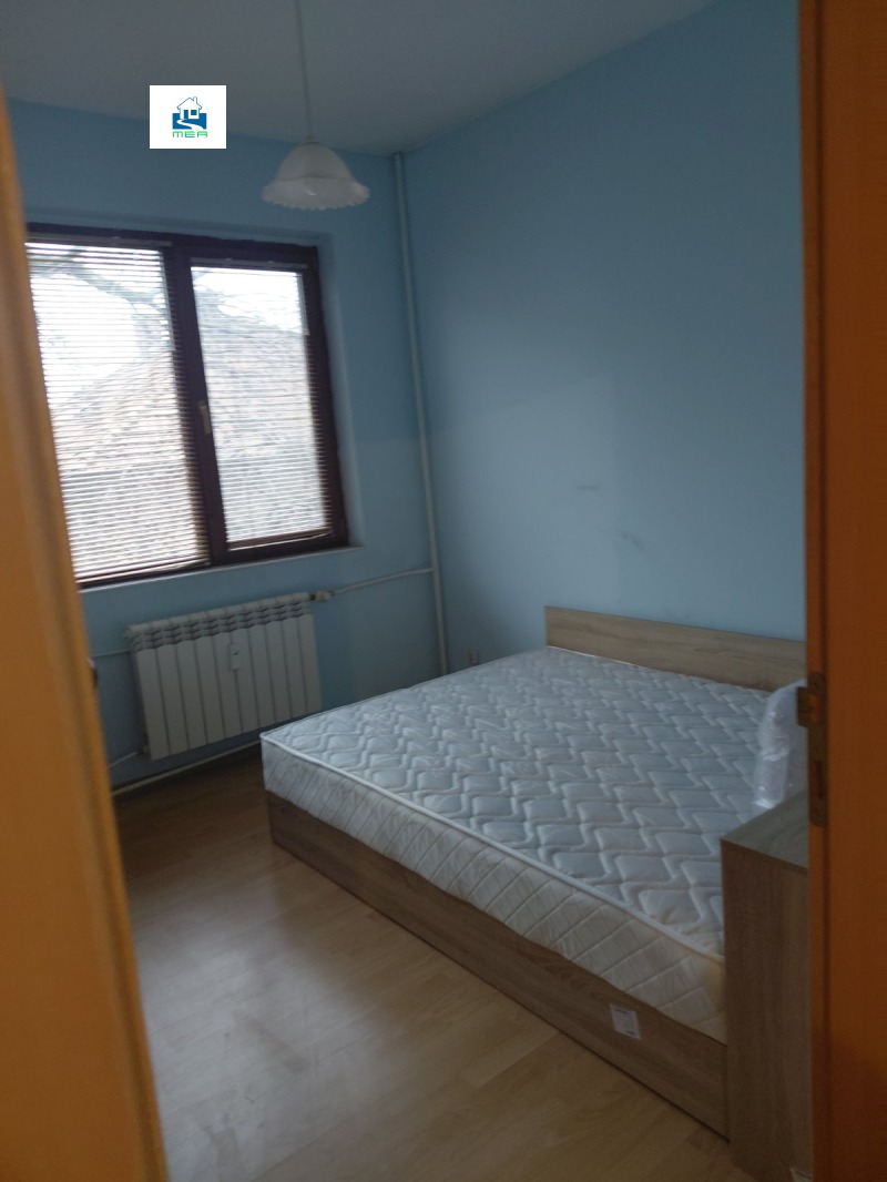 Дава под наем 3-СТАЕН, гр. Плевен, Идеален център, снимка 4 - Апартаменти - 52841470