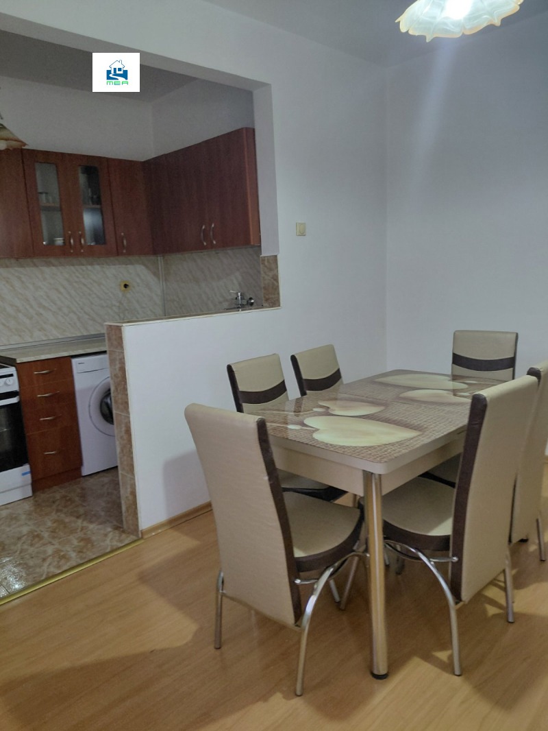 Дава под наем 3-СТАЕН, гр. Плевен, Идеален център, снимка 2 - Апартаменти - 52841470