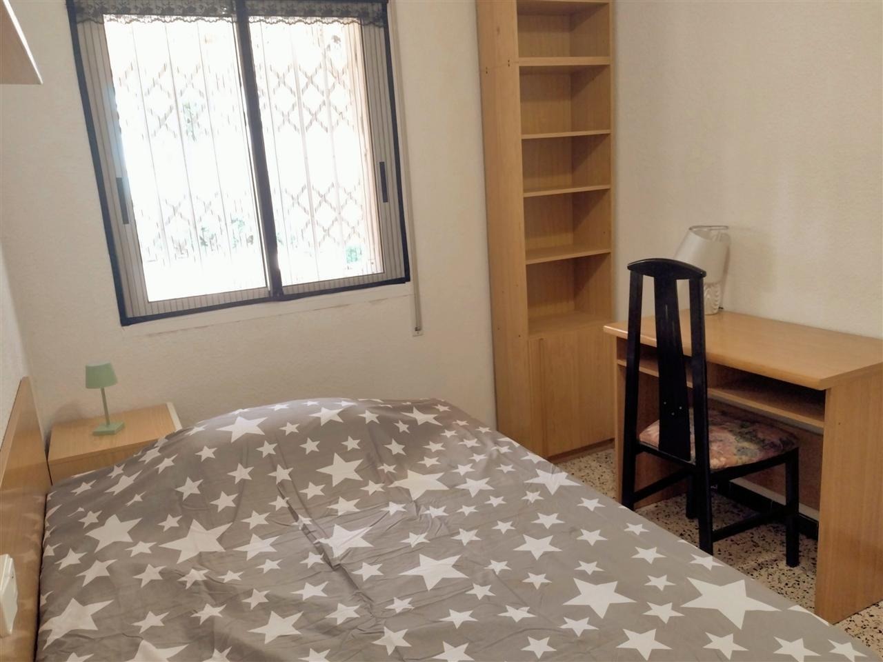 Дава под наем 1-СТАЕН, гр. София, Люлин 4, снимка 2 - Апартаменти - 53857846