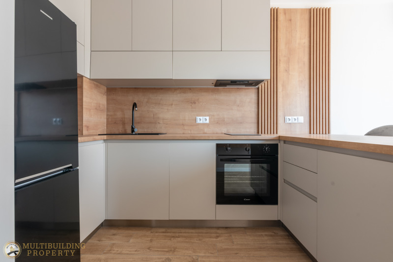 Do wynajęcia  1 sypialnia Sofia , Malinowa dolina , 65 mkw | 87583981 - obraz [2]