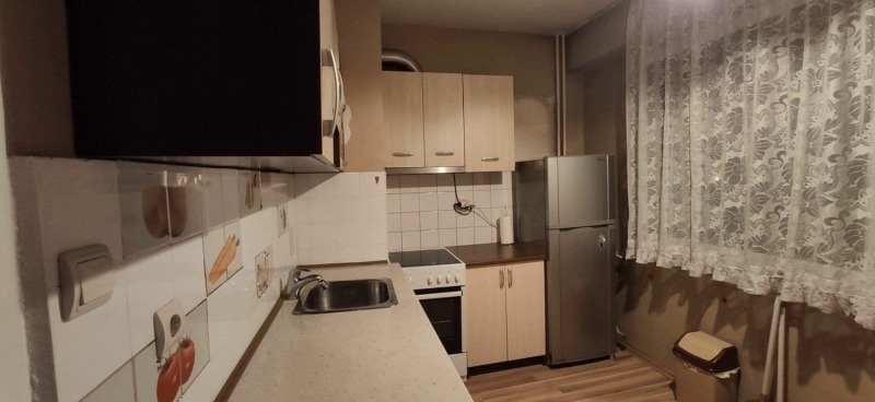 Дава под наем 1-СТАЕН, гр. София, Толстой, снимка 3 - Апартаменти - 52638646