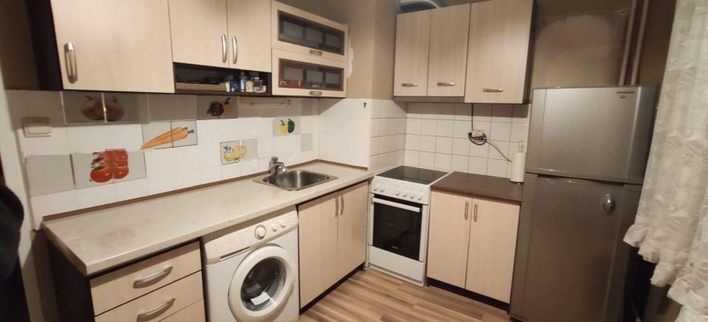 Дава под наем 1-СТАЕН, гр. София, Толстой, снимка 2 - Апартаменти - 52638646