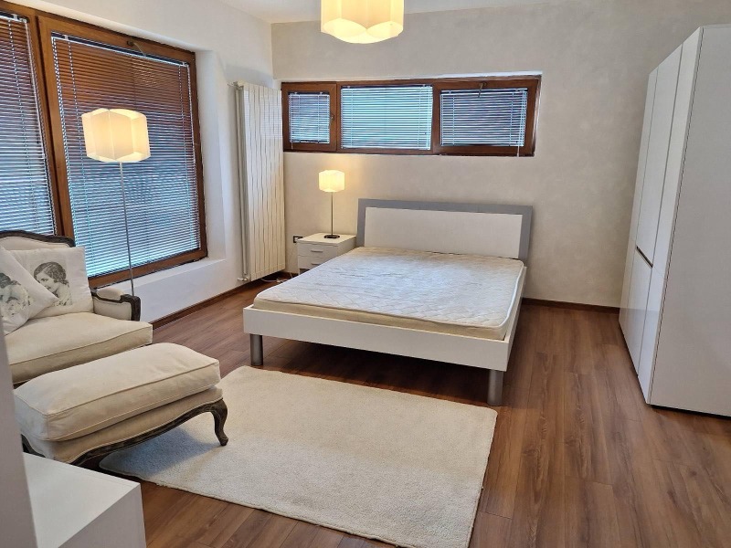 Издаје се  2 спаваће собе Софија , Лозенец , 111 м2 | 36044265 - слика [7]