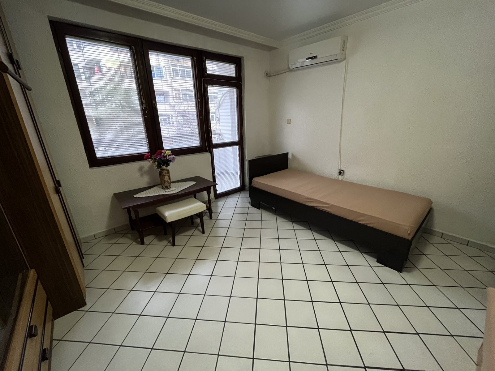 Дава под наем 3-СТАЕН, гр. Бургас, Възраждане, снимка 5 - Апартаменти - 54060581