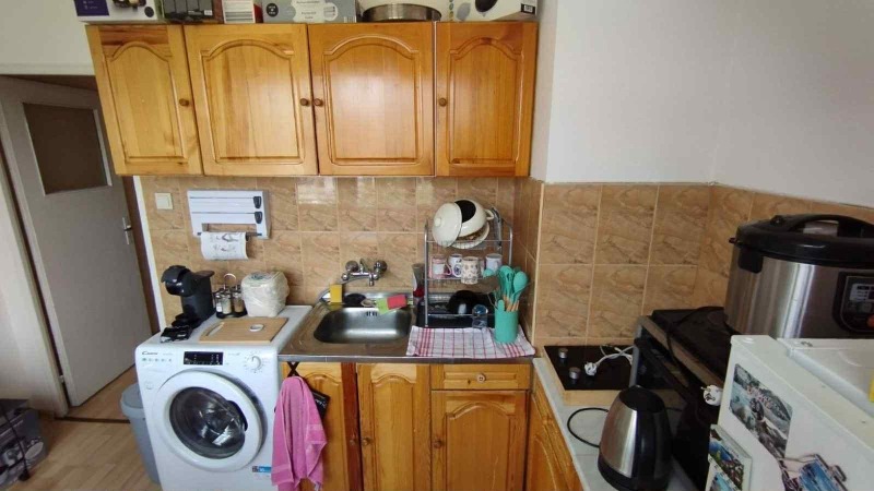 Do wynajęcia  Studio Sofia , Ljulin 2 , 49 mkw | 58376862 - obraz [4]