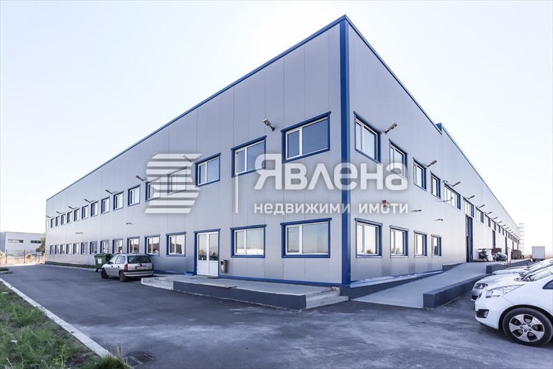 Дава под наем  Склад град София , Требич , 1000 кв.м | 41949757 - изображение [2]