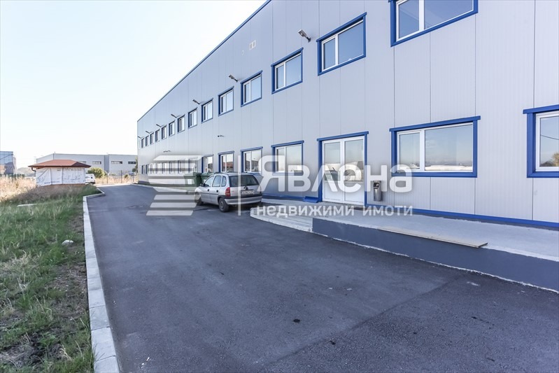Дава под наем  Склад град София , Требич , 1000 кв.м | 41949757 - изображение [3]
