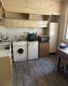 Szoba Suhata reka, Sofia