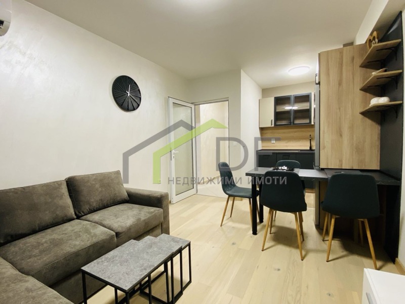 Дава под наем 2-СТАЕН, гр. Варна, Център, снимка 4 - Апартаменти - 53326596