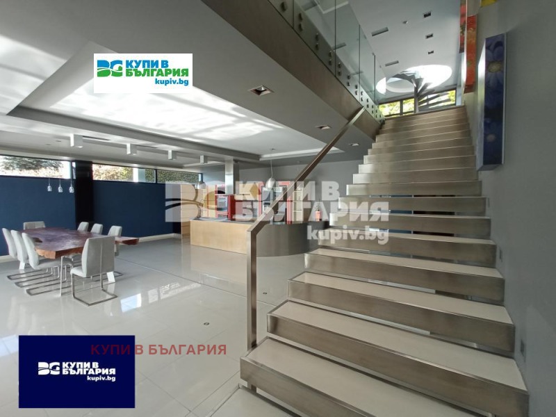 Дава под наем КЪЩА, гр. Варна, Свети Никола