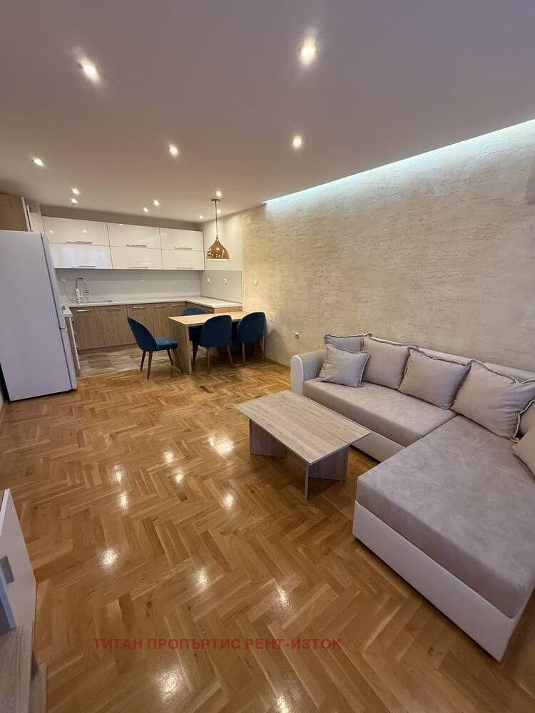 Дава под наем 2-СТАЕН, гр. Бургас, област Бургас