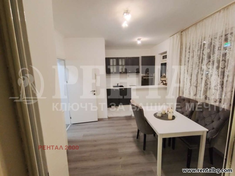 Дава под наем 3-СТАЕН, гр. Пловдив, Център, снимка 14 - Апартаменти - 52732475