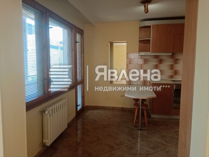 Vuokrattavana  3+ makuuhuone Sofia , Oborište , 146 neliömetriä | 59583443 - kuva [7]