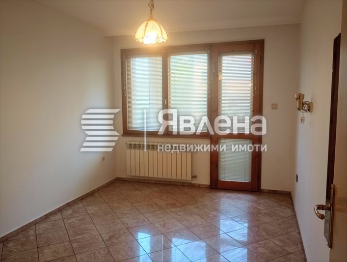 Vuokrattavana  3+ makuuhuone Sofia , Oborište , 146 neliömetriä | 59583443 - kuva [13]