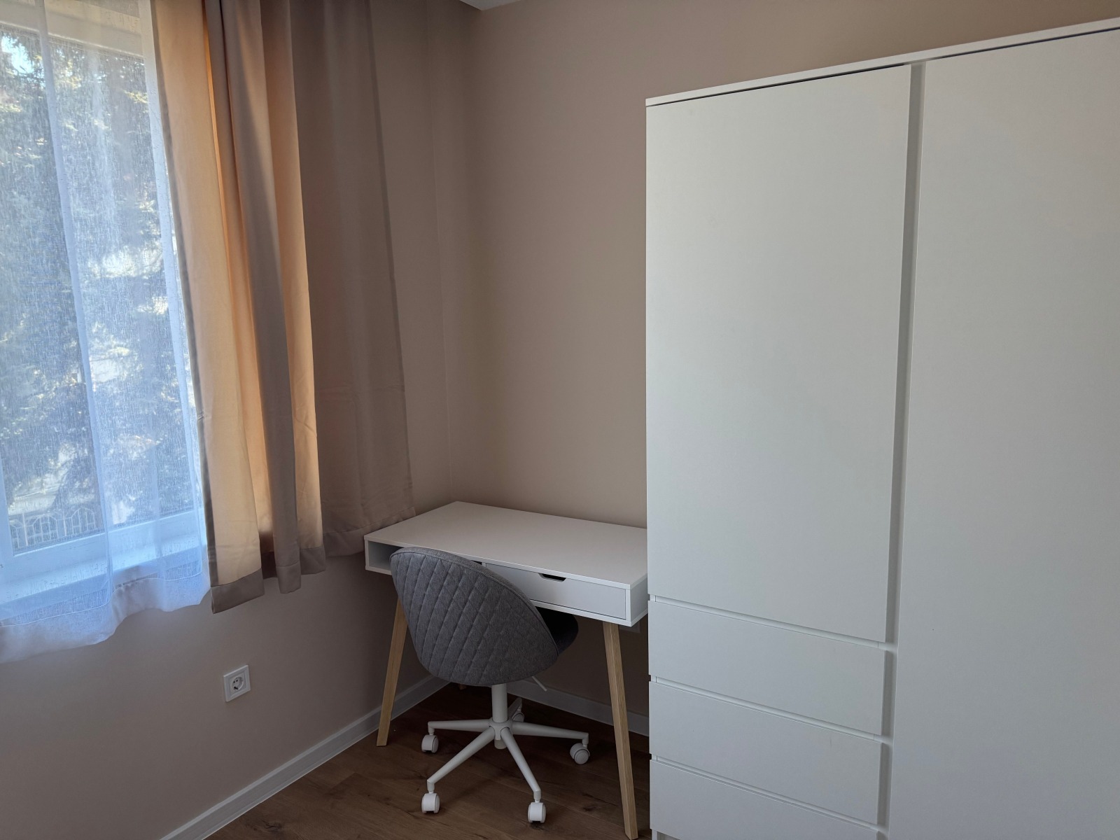 Дава под наем 3-СТАЕН, гр. Перник, Изток, снимка 8 - Апартаменти - 53903284