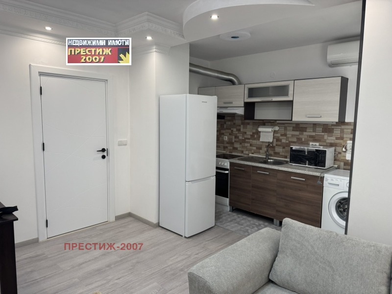 Дава под наем 2-СТАЕН, гр. Шумен, Център, снимка 4 - Апартаменти - 53228976