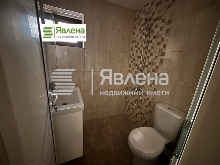 Vuokrattavana  3+ makuuhuone Sofia , Reduta , 111 neliömetriä | 69147557 - kuva [7]