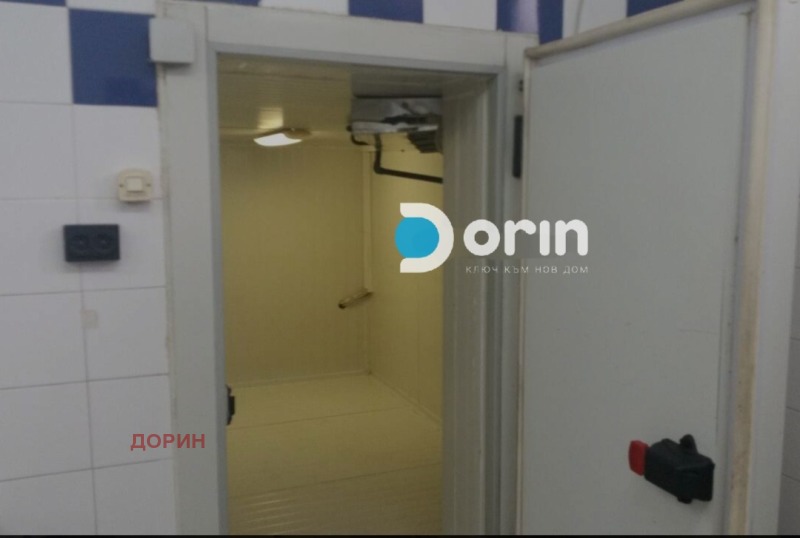 Дава под наем ЗАВЕДЕНИЕ, гр. Пловдив, Каменица 1